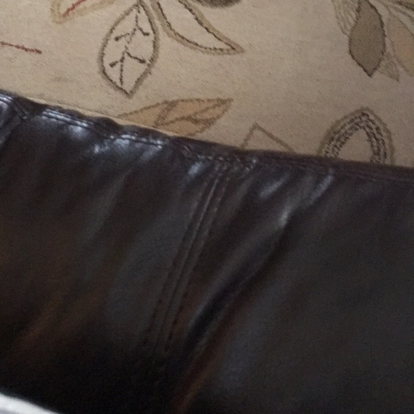 Profile Picture of Nick Demling (@ndemling) on Poshmark