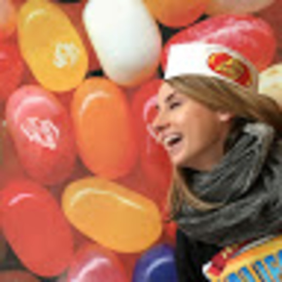 Profile Picture of Jenna Stauffer (@jennaastauffer) on Poshmark