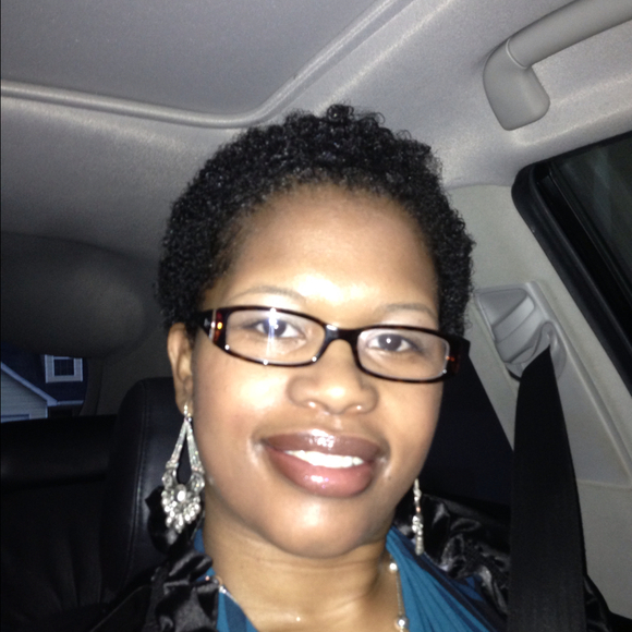 Profile Picture of Tracie Swilley (@tswilley21) on Poshmark