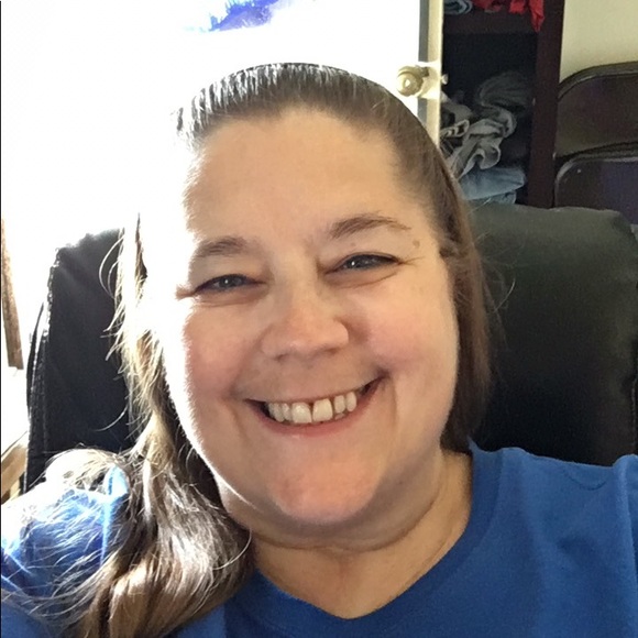 Profile Picture of Ericka Sutton (@rickaloo) on Poshmark