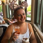 Profile Picture of Laura Wicker (@lolalou90) on Instagram