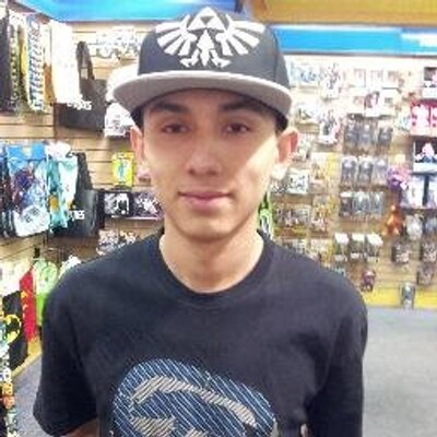 Profile Picture of Raul E. Collazo (@ed_0_0) on Twitter