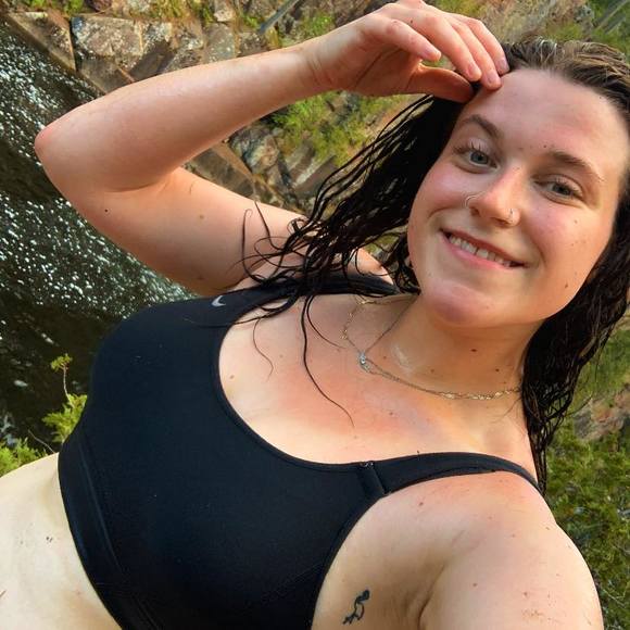 Profile Picture of Jordan Mcmahon (@jordanmcmaho787) on Poshmark