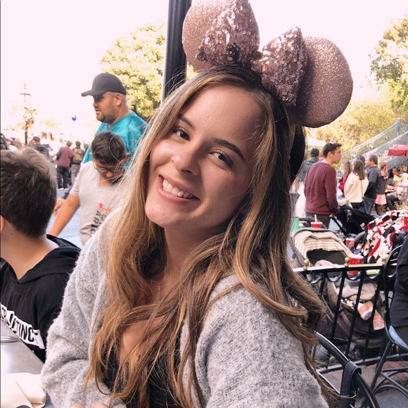 Giovanna Seabra - Poshmark Profile Picture of Giovanna Seabra (@gmseabra) on Poshmark