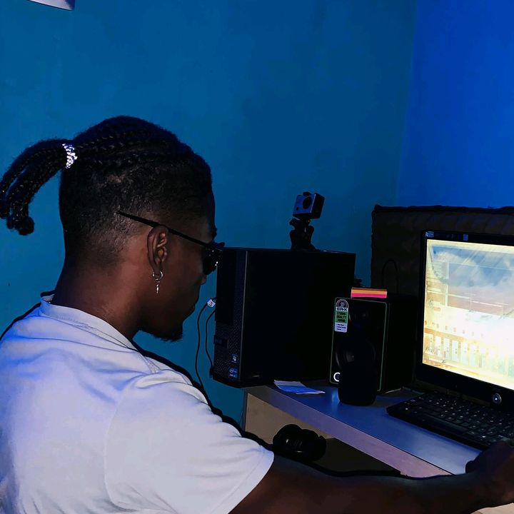 Micha - Tiktok Profile Picture of Micha (@michaelmccolley) on Tiktok