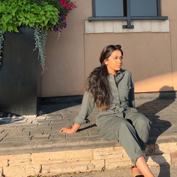 Profile Picture of Iraj M (@shaikhiraj1) on Poshmark