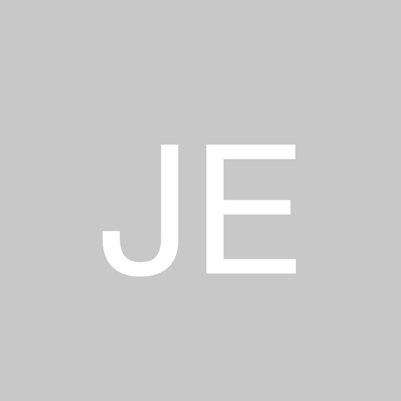 Profile Picture of Jonathan Edens (@zz80zz) on Poshmark