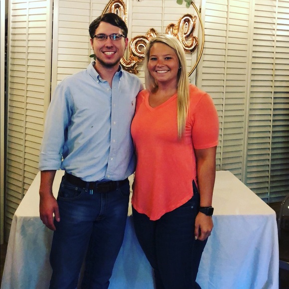 Profile Picture of Zoe Bradley (@zoebradley) on Poshmark