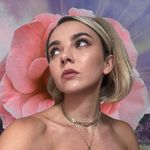 Profile Picture of Molly Smith (@mollyspoilme) on Instagram