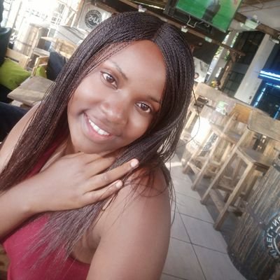Profile Picture of Phyllis Henry (@phyllishenry9) on Twitter