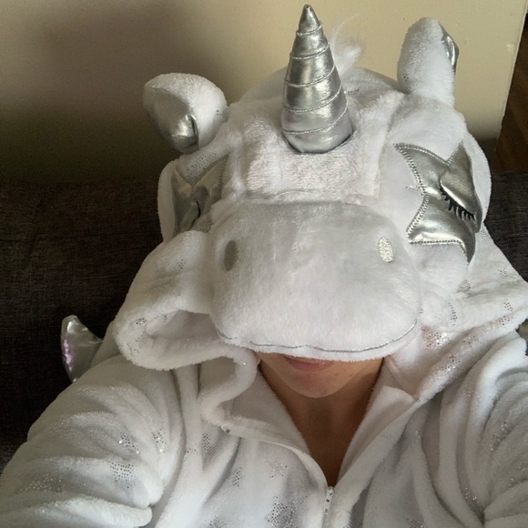 Profile Picture of Cathryn Tipple (@ctipple12) on Poshmark