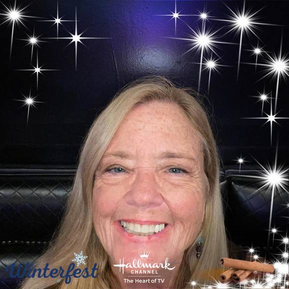 Profile Picture of Carol Ray (@camauburn) on Poshmark