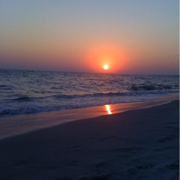 Profile Picture of Anna Abatangelo (@a_abatangelo) on Poshmark