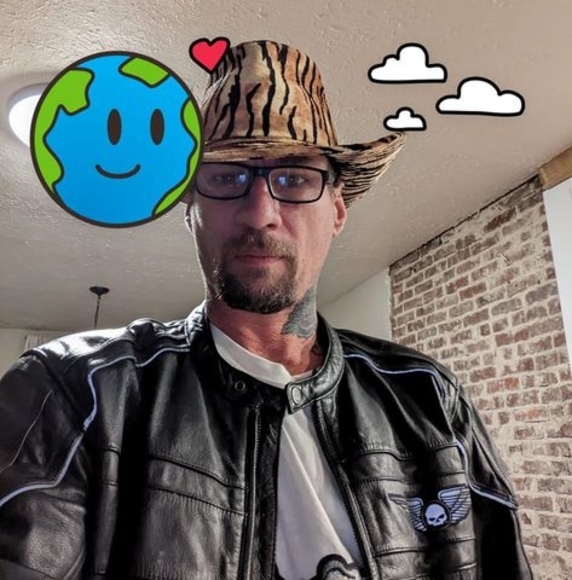 Profile Picture of Todd Groves (@todd69305) on Poshmark