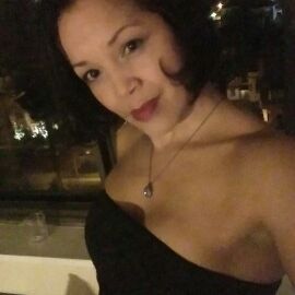 Profile Picture of Kim Coleman (@phoenixdesign) on Pinterest