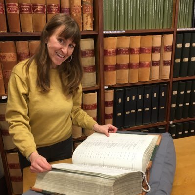 Profile Picture of Maxine Willett (@HistoryHunterUK) on Twitter