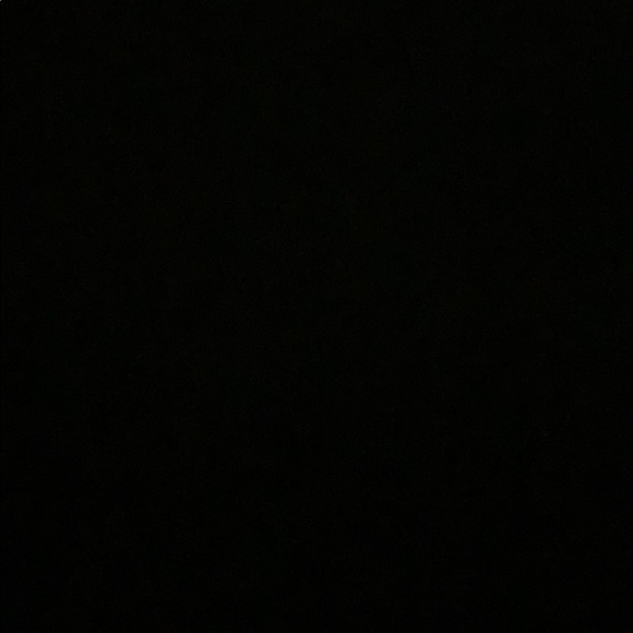 Profile Picture of Damon Garrett (@damon0112) on Poshmark