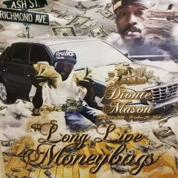 Profile Picture of Charles Stevens (@charlessteve476) on Poshmark