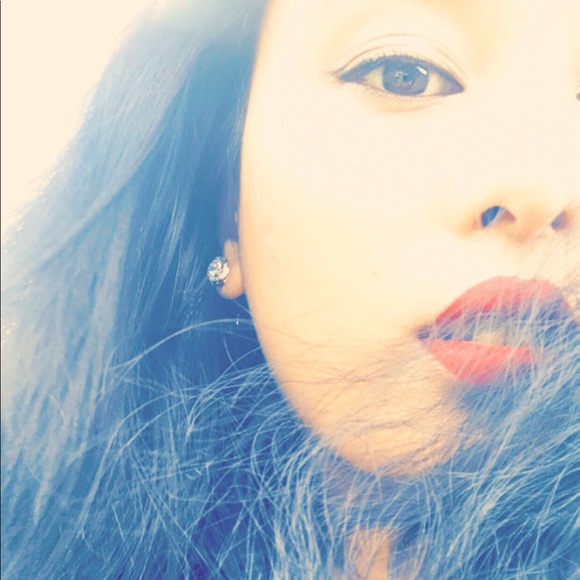 Profile Picture of Roya Dangol (@pranjal1) on Poshmark
