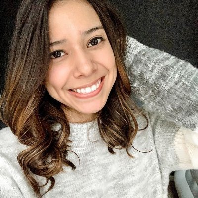 Profile Picture of Karina (@KarKalmbach) on Twitter