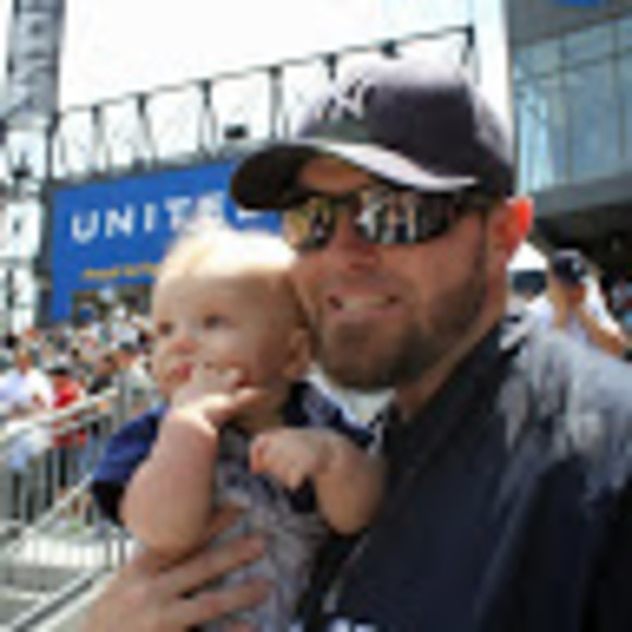 Profile Picture of Benjamin Wells (@wellsbl51) on Poshmark