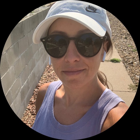Profile Picture of Sandra Shrier (@suzygreenbergs) on Poshmark
