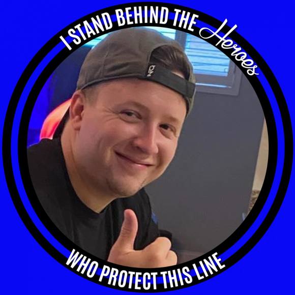 Profile Picture of Stephen Schintgen (@smschintgen) on Poshmark