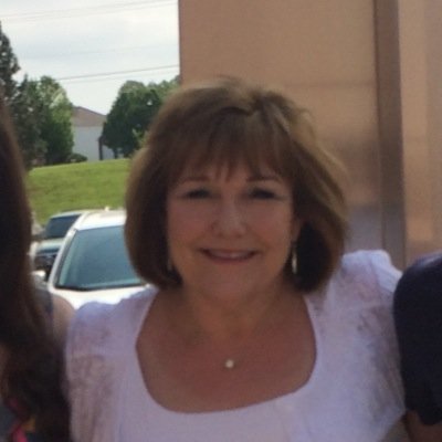 Profile Picture of Renee (@PinnerRenee) on Twitter