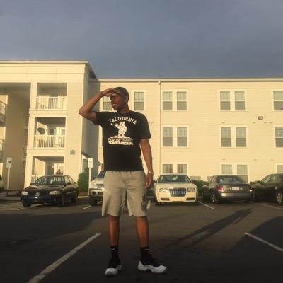 Profile Picture of Rhyne Howie (@HowieRhyne) on Twitter