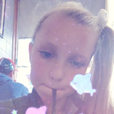 Profile Picture of Hallie Jane Huston (@hallie_0607) on Twitter