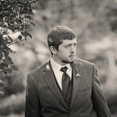 Profile Picture of Dylan Burris (@dburris2594) on Twitter