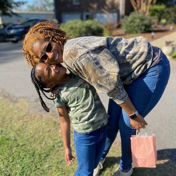 Profile Picture of Shannon Stoudmire (@sstoudmire) on Poshmark