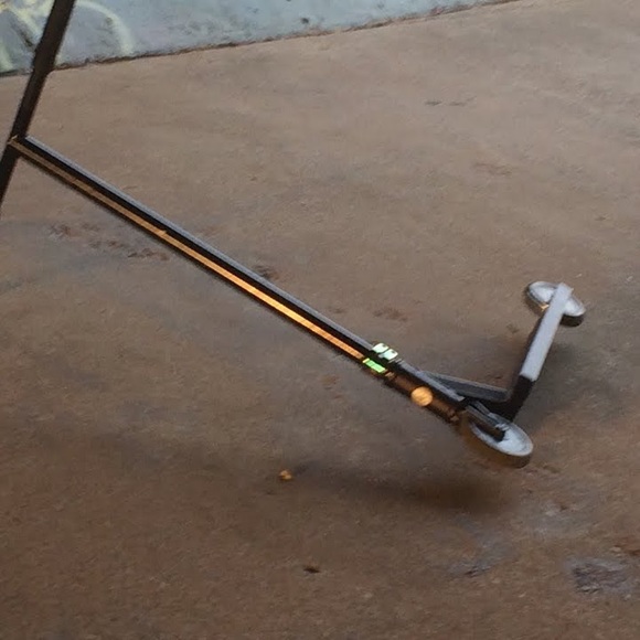 Profile Picture of Thomas Burns (@t_train223) on Poshmark