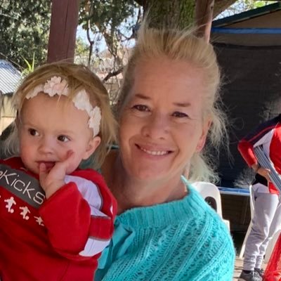 Profile Picture of Cheryl Hammond (@cherylhammond72) on Twitter