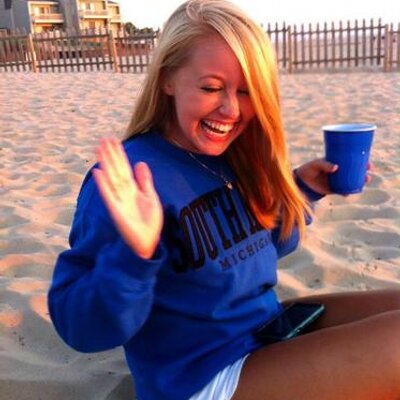 Profile Picture of Ashley Potts (@ashleynpotts) on Twitter