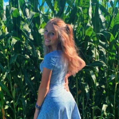 Profile Picture of Macey (@MaceyDemrovsky) on Twitter