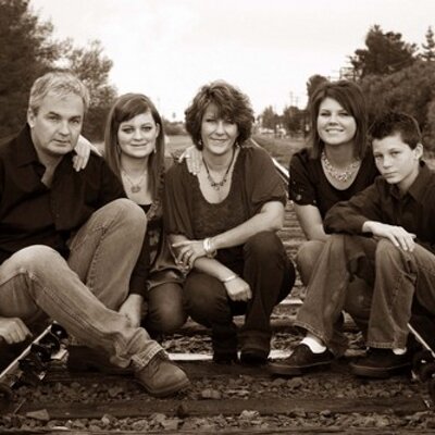 Profile Picture of Kellie Campbell (@Kelliejcamp) on Twitter