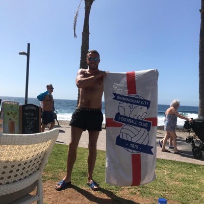 Carl Hart - Twitter Profile Picture of Carl Hart (@@hart1985) on Twitter