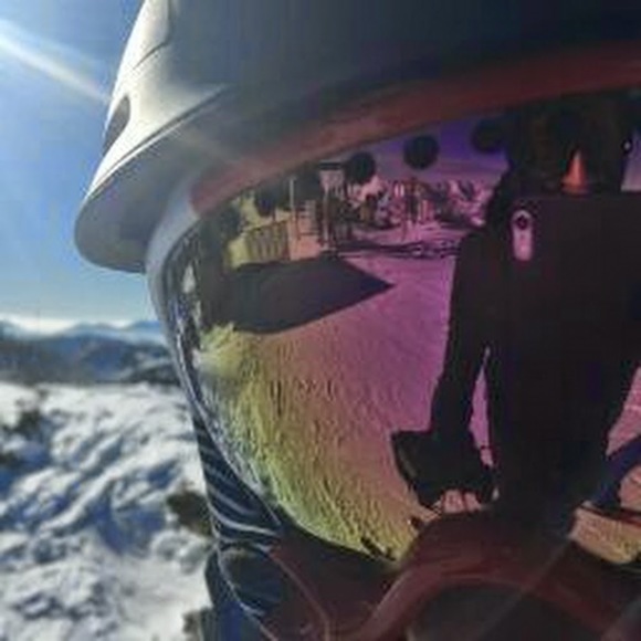 Profile Picture of Omar Allam (@oallam101) on Poshmark