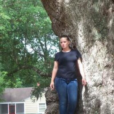 Profile Picture of Crystal Shanno Beard (@BeardShannon) on Twitter