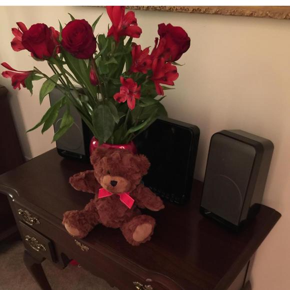 Profile Picture of Barbara Vanyo (@barbaravanyo) on Poshmark