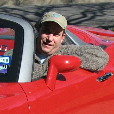 Profile Picture of Doug Steen (@dosPerros) on Twitter