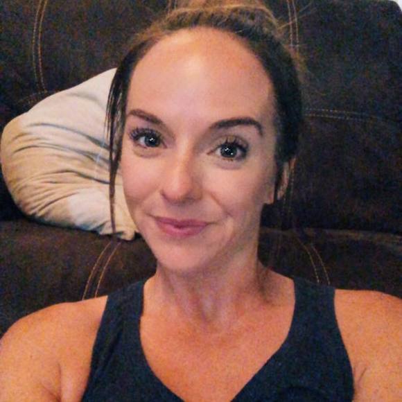 Profile Picture of Denise Flexon (@dflexon) on Poshmark