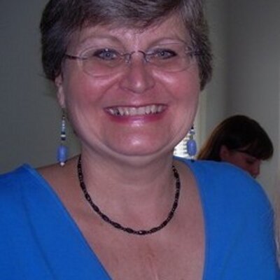 Profile Picture of Sandy Wheeler (@handmadeheaven) on Twitter