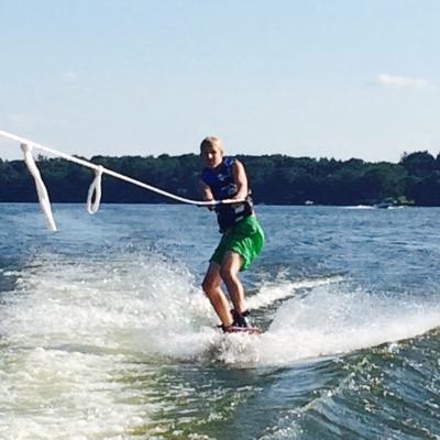 Profile Picture of Adam Schnell (@adam_schne) on Twitter