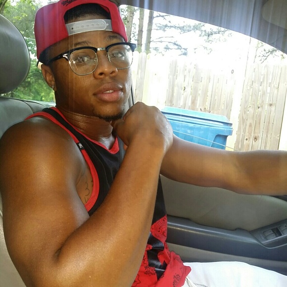 Profile Picture of Bertram Alexander (@bertram_a) on Poshmark