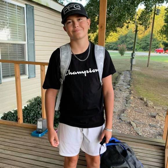 Profile Picture of Landon Pearrow (@landonpearrow) on Poshmark