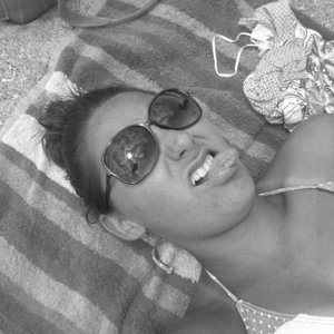 Profile Picture of Chloe Lutz (@goldfishy12) on Myspace