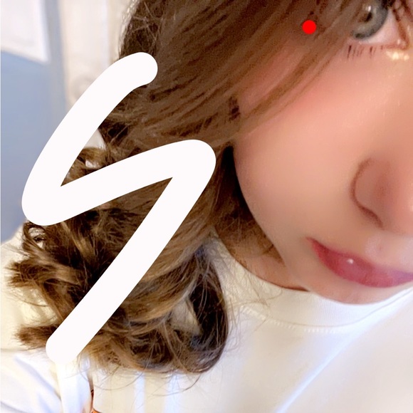 Profile Picture of Claudia Laliberte (@crrwhat123) on Poshmark