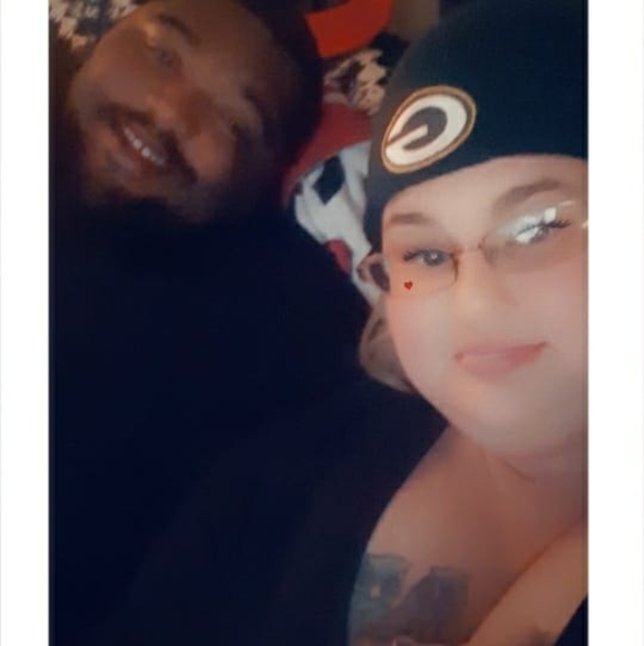 Profile Picture of Heaven Whitaker (@hljmcw7312) on Poshmark